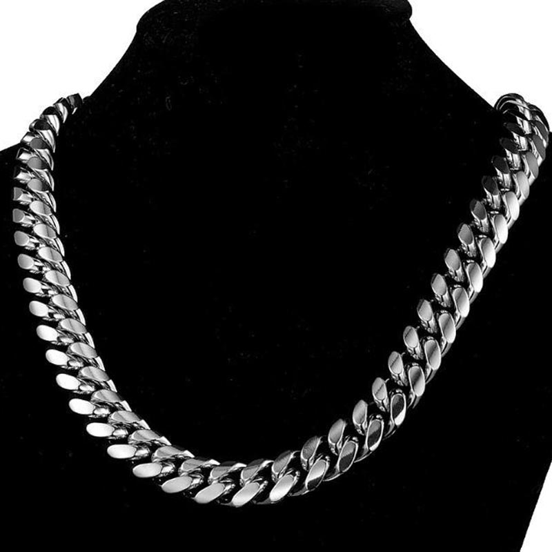 316L Stainless Steel Miami Cur - Butterfly Clasp Deployant recension och pris