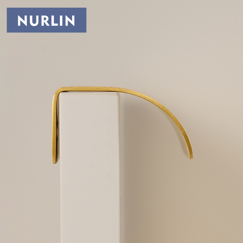 Nurlin Brass Fold Short Edge P - Curved Spring Bar recension och pris
